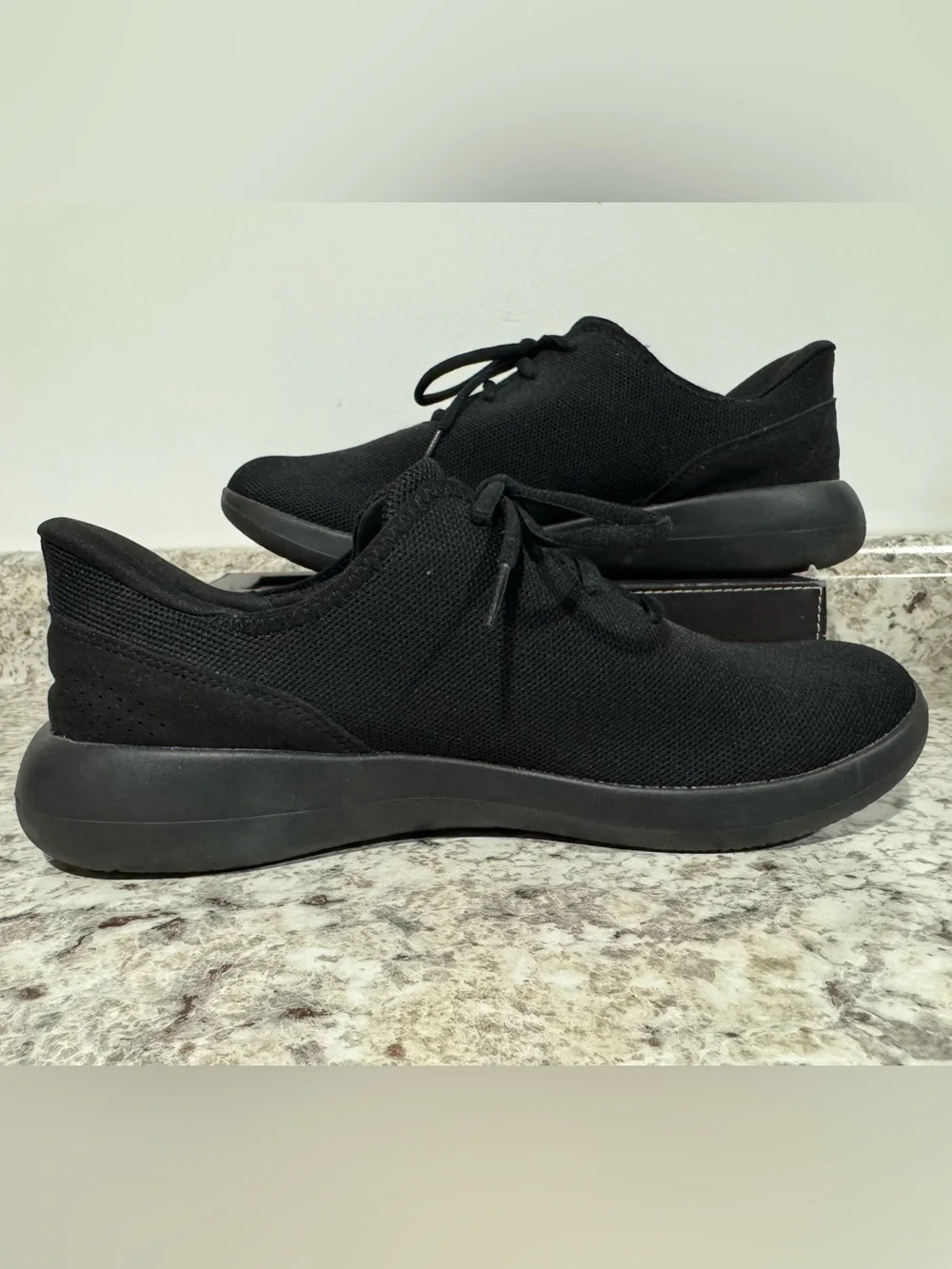 Kizik MEN'S MADRID ECO KNIT Sneakers Black Size 10